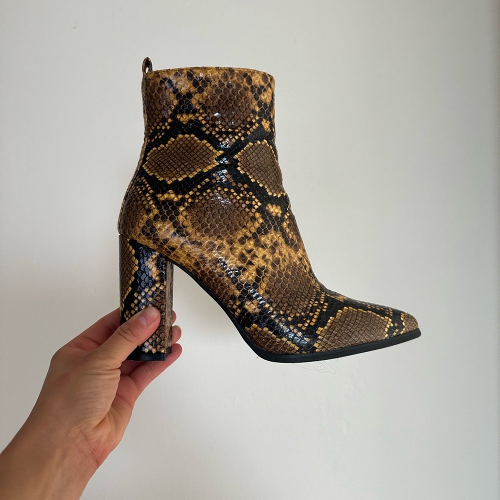 Snake 🐍 Faux Leather Boots